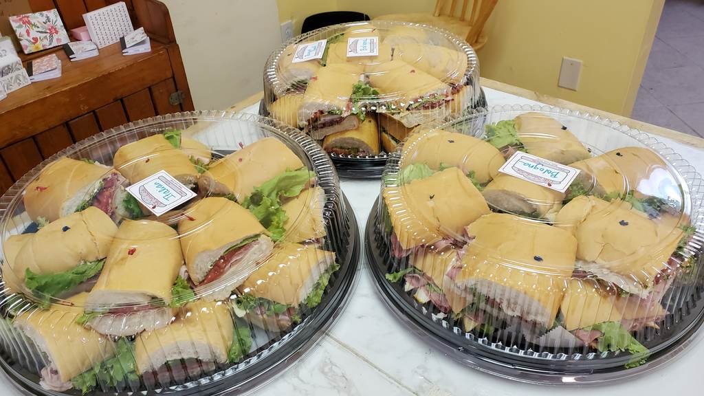 Discover the exceptional catering services offered by LW Cheese Shoppe in Lake Wales.