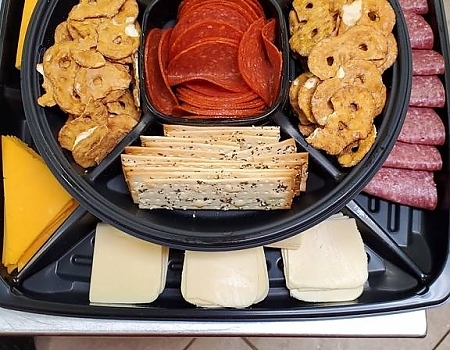 Discover the exceptional catering services offered by LW Cheese Shoppe in Lake Wales.